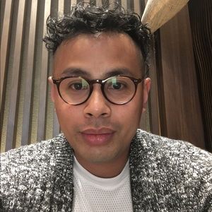 Meet your Posher, Jonathan